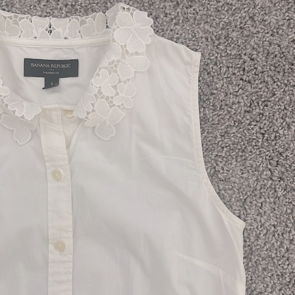 Banana Republic Factory Sleeveless Lace Collar Button Down Shirt Top - Size 4 - Picture 4 of 5